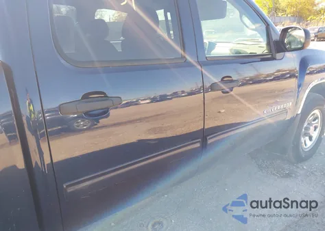 2009 Chevrolet Silverado 1500 Ls z USA, uszkodzony, nr VIN 3GCEK13C49G137964